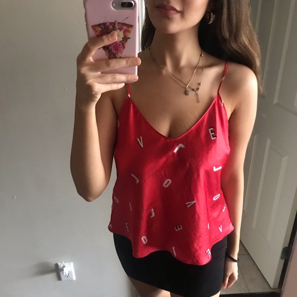Victoria’s Secret | Satin red Top Size M - Picture 2 of 6